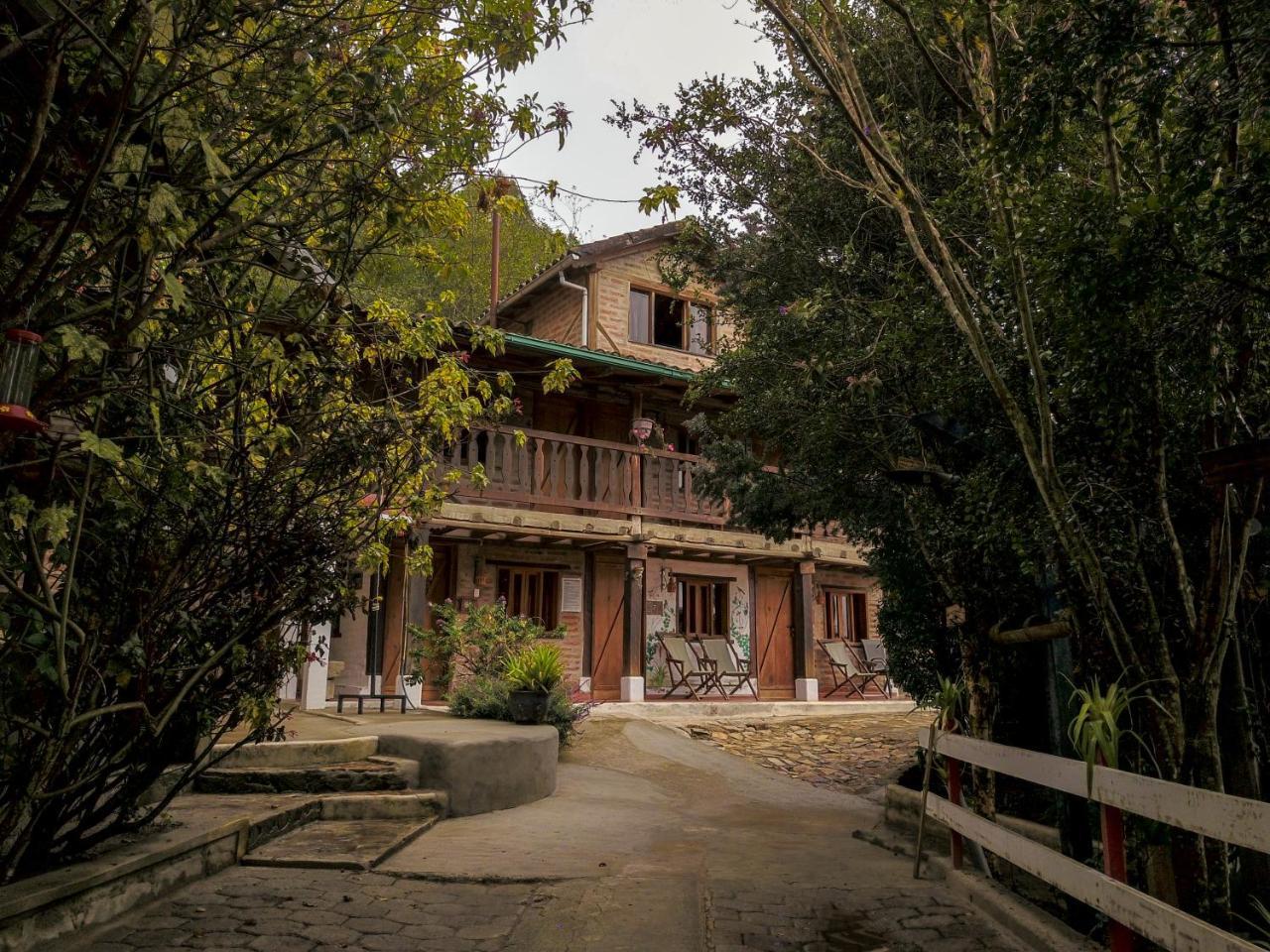 Hostal Mama Hilda Chugchilan ภายนอก รูปภาพ